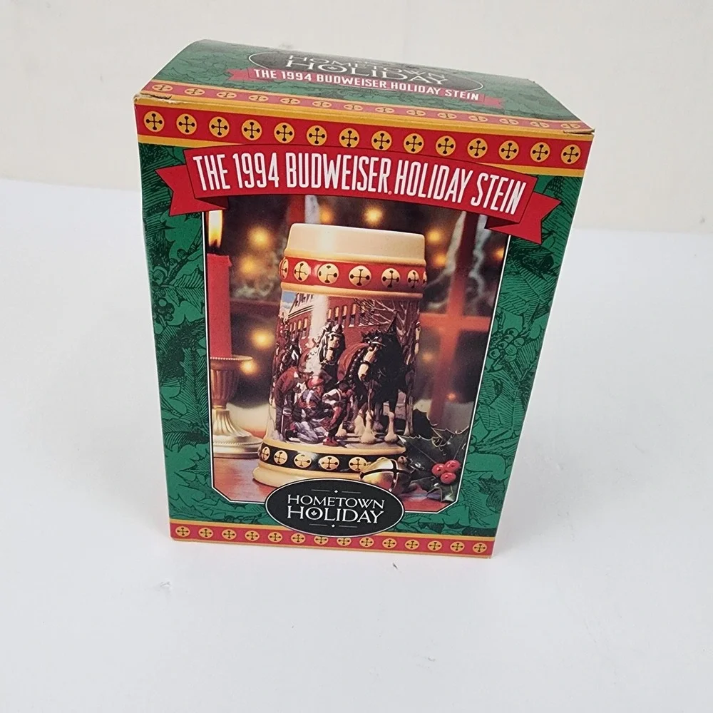 1994‎ BUDWEISER CERAMIC BEER STEIN HOMETOWN HOLIDAY NIB